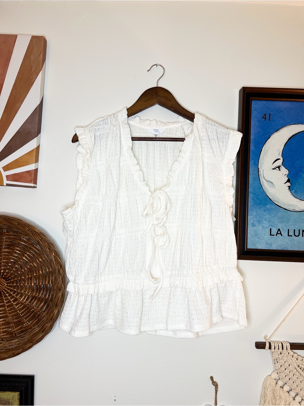 Women’s White Ruffle Tie-Front Sleeveless Top - Picture 2 of 5
